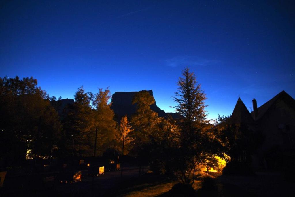 Chateau De Passieres Chichilianne Екстериор снимка